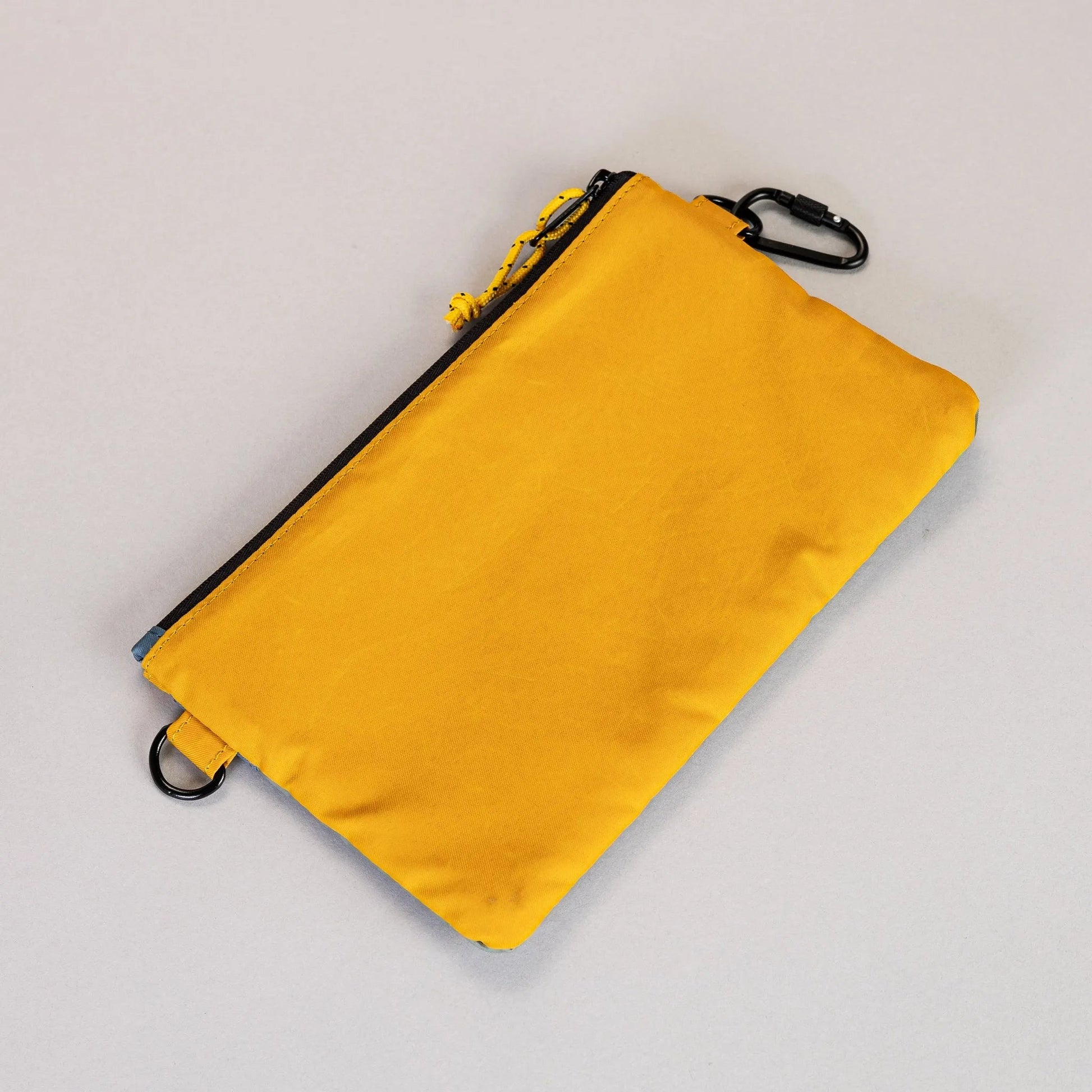 Travel pouch