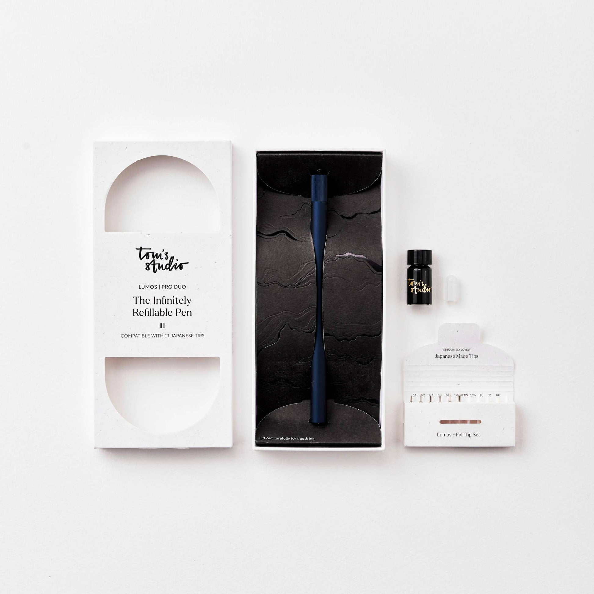 Tom’s Studio Lumos Pro Packaging